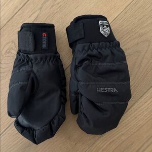 Hestra Mittens - size 3